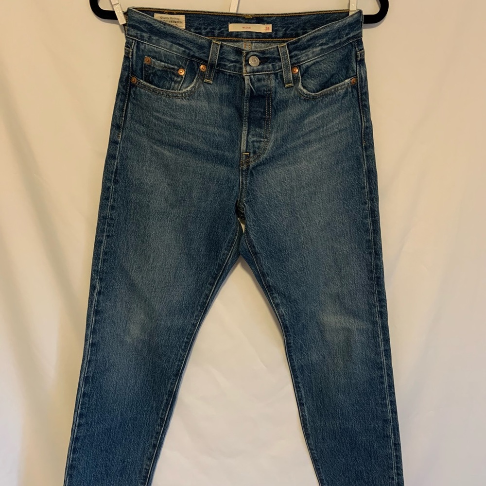 Levi’s Wedgie Jeans
